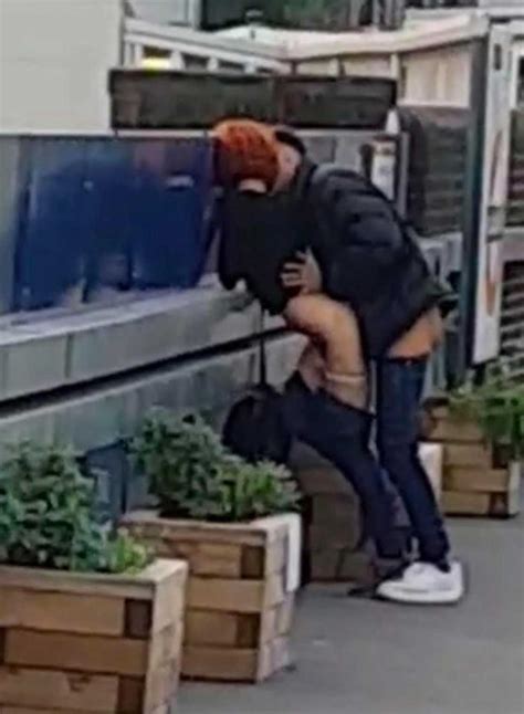 Police Release Cctv Footage Of Couple S Tube Stop Romp