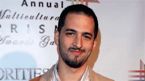 Many Surprised After Jon B Shows His Wife Of 11 Years And 105 Year Old