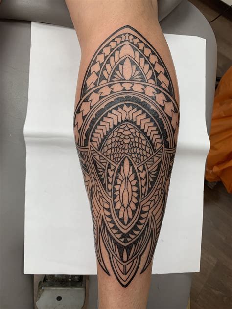 Start Of Polynesian Leg Sleeve Polynesian Tattoos Women Polynesian