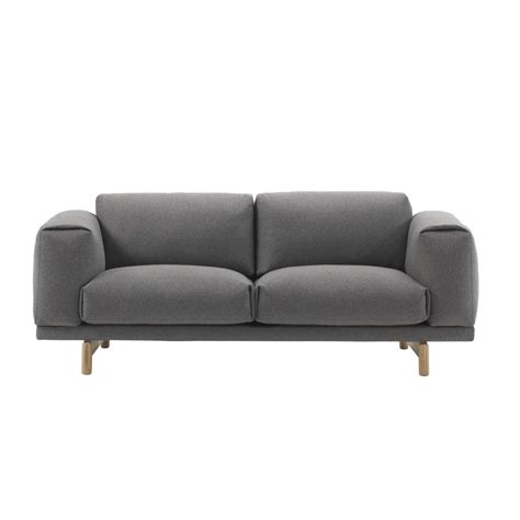 The rest sofa maintains the timeless elegance of scandinavian design with its robust frame, solid oak legs and. Muuto Rest Sofa 2 seater - NORDIC NEW