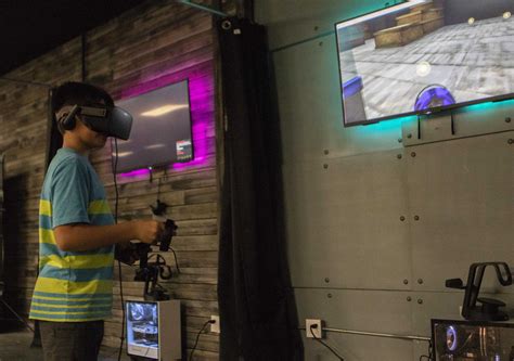Newly Opened Emergent Vr Arcade Offers Endless Experiences In Spring
