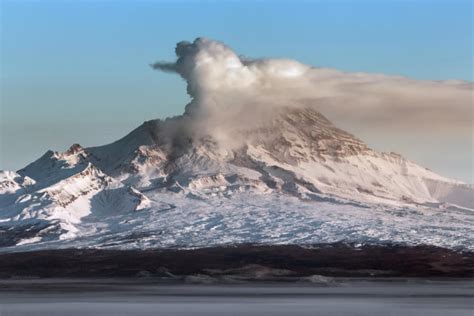 Russian Volcano Eruption Youseftehzeeba