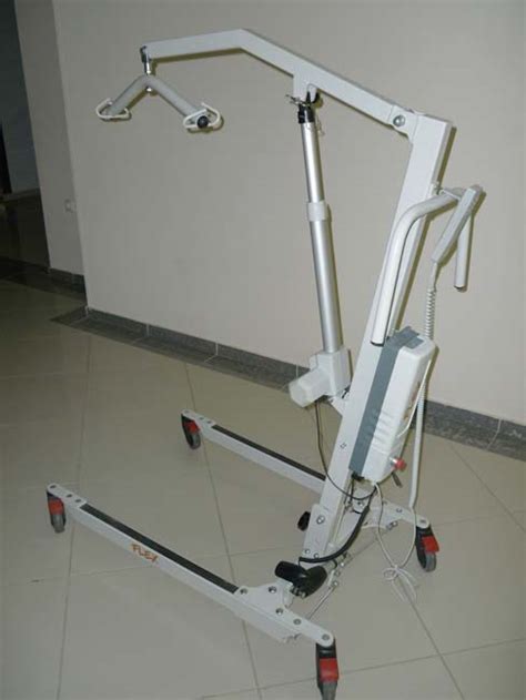 Driving System For Disabled People Vasilios Toumpelis Patient Hoist And
