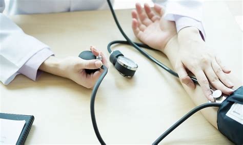 How To Lower Blood Pressure Immediately 6 Tips For Emergency