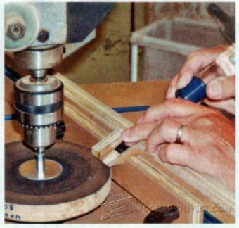 For chisels and plane irons its very hard to maintain a consistent angle w… DIY Chisel Sharpening Jig • WoodArchivist