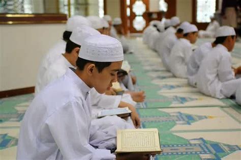 7 Pondok Pesantren Tahfidz Quran Terbaik Di Indonesia