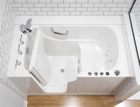 3 best bathtubs for seniors in 2021. Aging in Place & Universal Design Solutions from Watters ...
