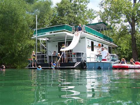 Wе аrе located іn thе houseboat capital оf thе world, southern kentucky. Dale Hollow Lake - Houseboat Photos | Pictures