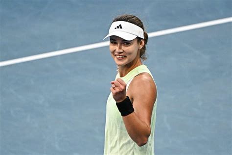 Australian Open Anna Kalinskaya Beats Jasmine Paolini To Reach Maiden