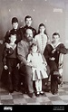 La Dinastia Romanov - lo zar Alessandro III con la sua famiglia. Suo ...