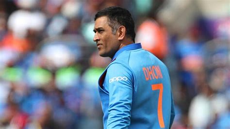 Sunil Gavaskar On Ms Dhoni Retirement He Must Have Made The Decision