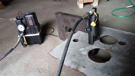 Jeteco Tools Portable Steel Hole Punch Machine Youtube