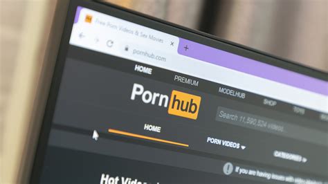 A Pornhub letörölte a videóinak nagy részét Az online férfimagazin