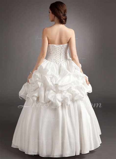 Ball Gown Sweetheart Floor Length Taffeta Wedding Dress With Ruffle