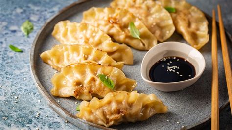 Fried Vs Steamed Dumplings Difference And Which Is Better Simple