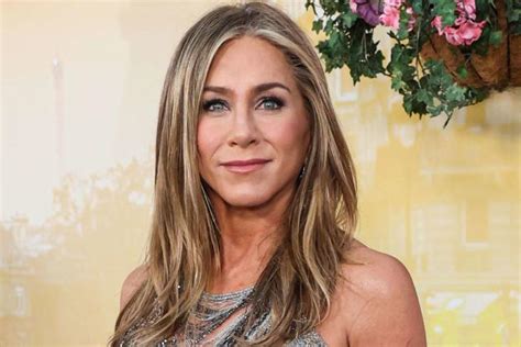 Jennifer Aniston Says She Feels Better In Mind Body And Spirit Now Than She Did In Her 20s