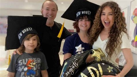 Thalía Comparte Con Alegría La Graduación De Sus Hijos