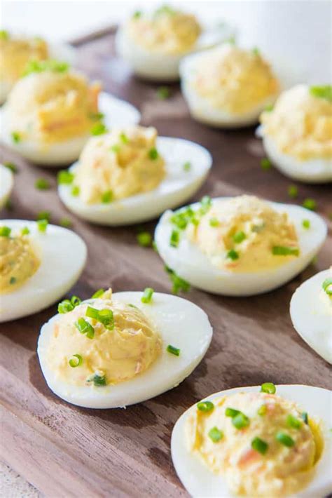 Bring the pot of water to a hard simmer uncovered. Smoked Salmon Deviled Eggs - Easy Make-ahead Appetizer Recipe