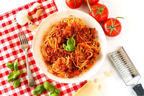 Authentic Italian Spaghetti Recipe From Italy