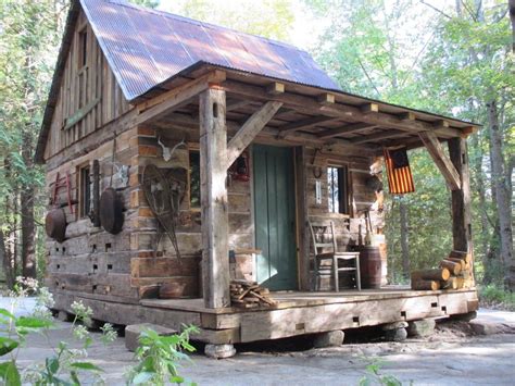 Pin By Donovan Christian On Cabin Cottage Casa Small Log Cabin