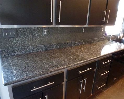 Giani™ countertop paint allows you to upgrade your kitchen on a budget and create the natural look and feel of granite. Fantastic Blue Pearl Granite Countertop Ideas | Tile ...