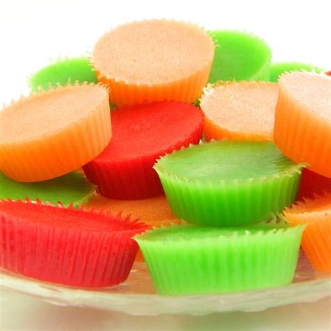Top sugar free candy recipes and other great tasting recipes with a healthy slant from sparkrecipes.com. Sugar free Gummies | Sugar free jello, Low carb candy ...