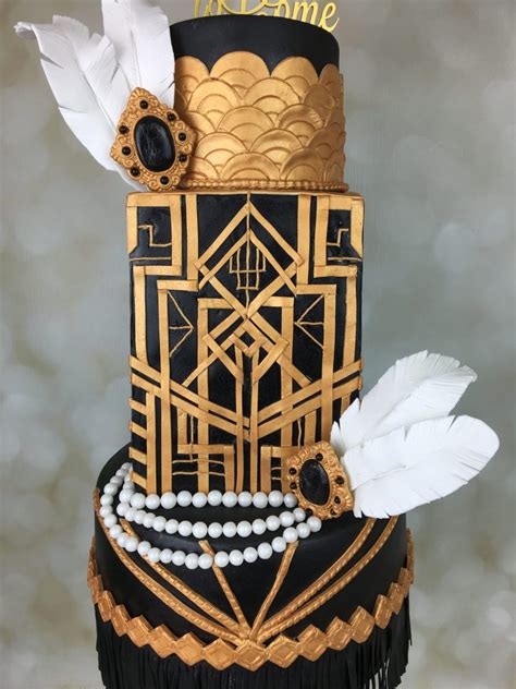 The topper is completely adorable. Great Gatsby Wedding cake - Mel's Amazing Cakes