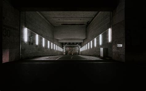 Download Wallpaper 3840x2400 Corridor Tunnel Dark Bunker
