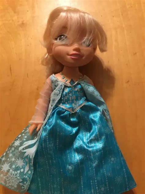 Jakks Pacific Disney Princess Elsa Doll Talking Singing Lights Retired B Picclick