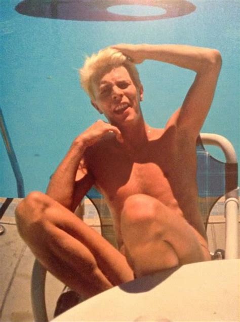 Post David Bowie