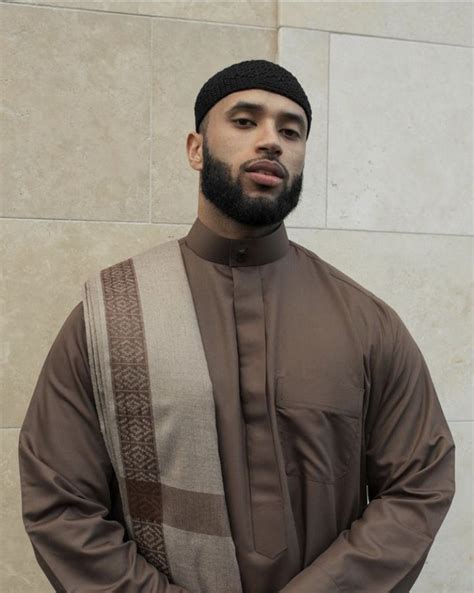 Somali Men 🇸🇴🇩🇯 Arab Men Fashion Handsome Arab Men Muslim Men Clothing