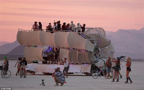 Burning Man Enters Final Days As Installations Set On Fire Daily Mail