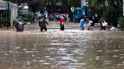 ¿qué Causa Las Inundaciones En Chile Cnn Video