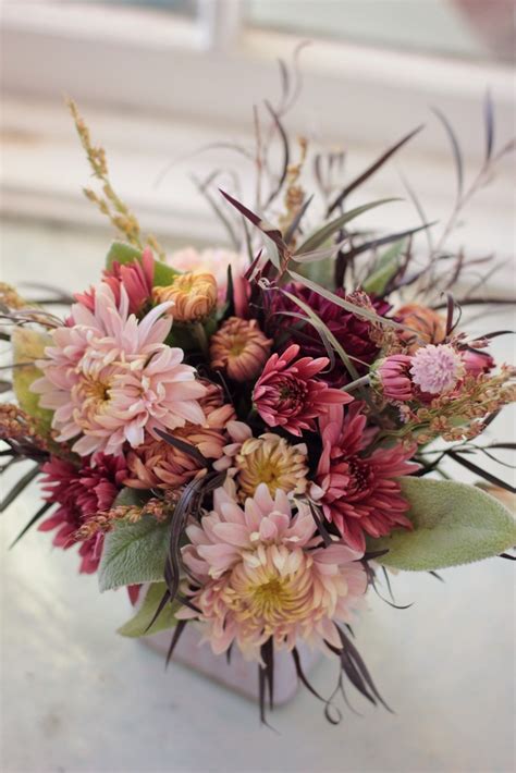 See more ideas about white mums, chrysanthemum, flowers. Ten Favorite Mum Varieties for Cutting - lovenfresh
