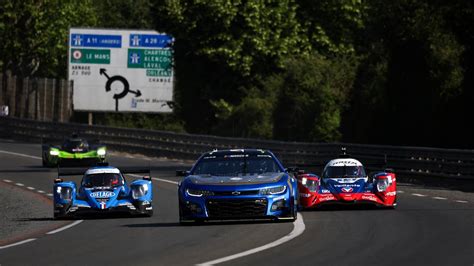 Nascar Camaro At Le Mans Looks Huge And Hilarious Next To European Rivals