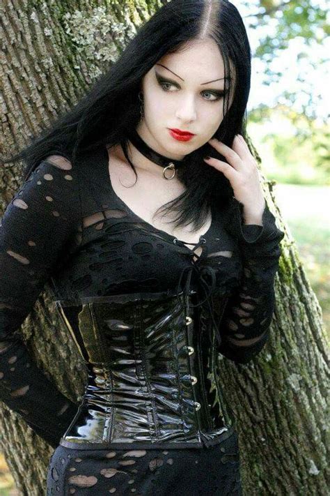 Pin By Laurie Angel Gothic Raider An On Liama Babalon Model Gothic