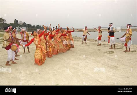 Bihu Dance Of Assam India Stock Photo Alamy