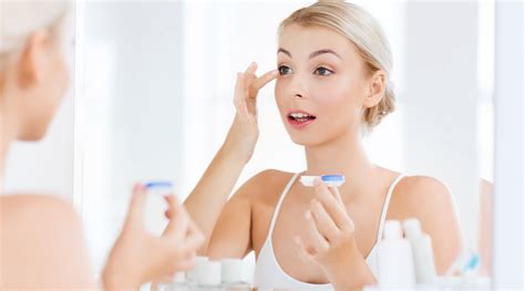 How To Look After Your Contact Lenses Top Tips Eyesite Opticians