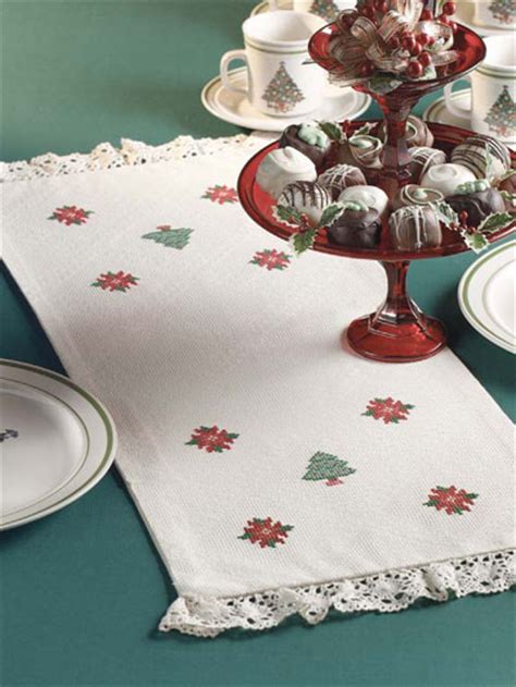 There are free cross stitch designs to suit cross stitchers of all levels. table runner: NEW 433 TABLE RUNNER CROSS STITCH PATTERNS FREE