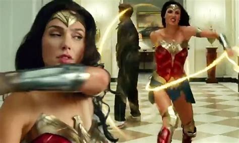 Gal Gadot Flings Bullets By Hand And Swings From Lightning In The Wonder Woman 1984 First Teaser