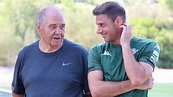 Joaquín recibe una visita de su padre en la pretemporada del Betis ...