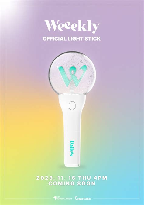 Weeekly Reveals Official Light Stick