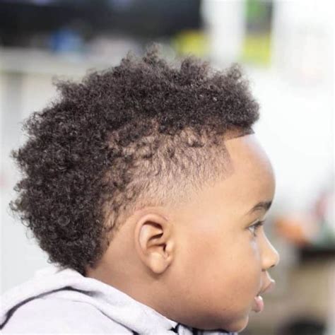 This little boys' haircut represents a circle cut giving a casual looking style for any disobedient curls. Top Black Toddler Boy Haircuts For Curly Hair 2020