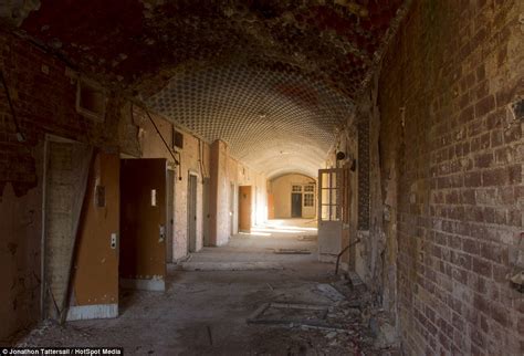 Haunting Images Of Abandoned Mental Hospital Where Patients Were
