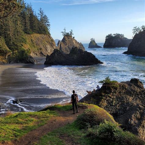 The 10 Best Day Hikes To Explore On The Oregon Coast