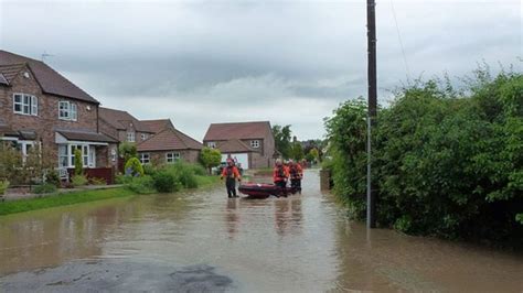 Lincolnshire Clean Up Operation After Flash Floods Bbc News