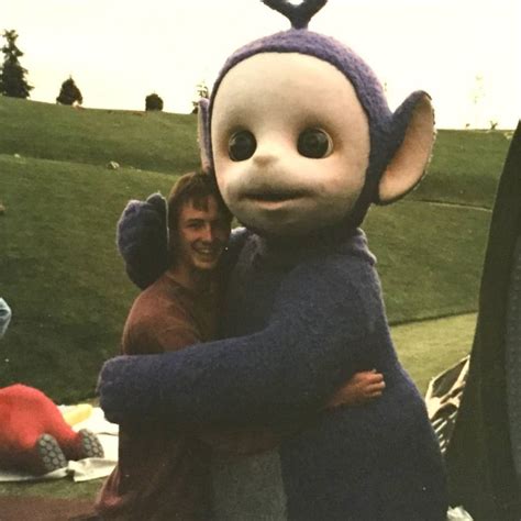 behind the scenes of teletubbies in the late 90s r oldschoolcreepy