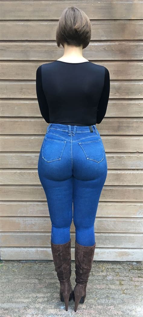 Pin By Daindo On Thickness In Jeans Sexy Women Jeans Sexy Jeans Girl Sexy Jeans