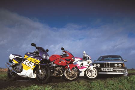 We have complied a list of the absolute top 10 sports bikes you need to try or even own! Top 10 sports bikes from the '90s | Visordown