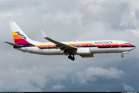 Boeing 737 823 American Airlines Aircal Aviation Photo 5247261